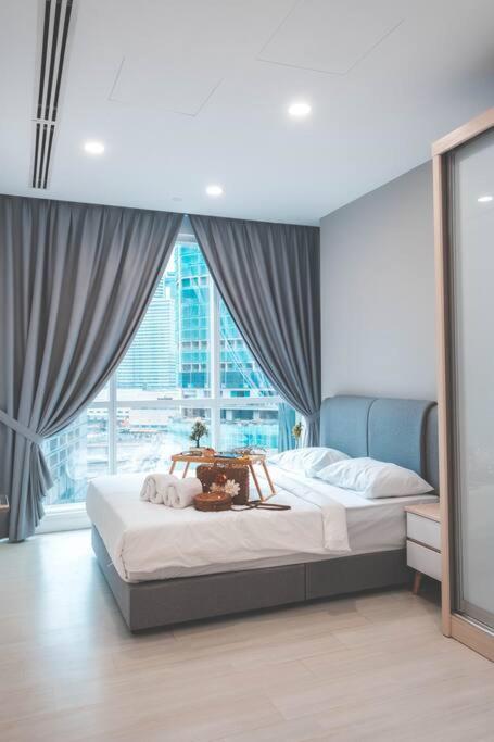 Binjai 8-new Cozy 1bedroom#7min Walk To Klcc#4pax Pangsapuri *