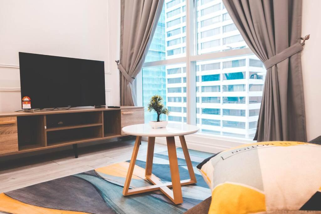 Binjai 8-new Cozy 1bedroom#7min Walk To Klcc#4pax Pangsapuri Kuala Lumpur