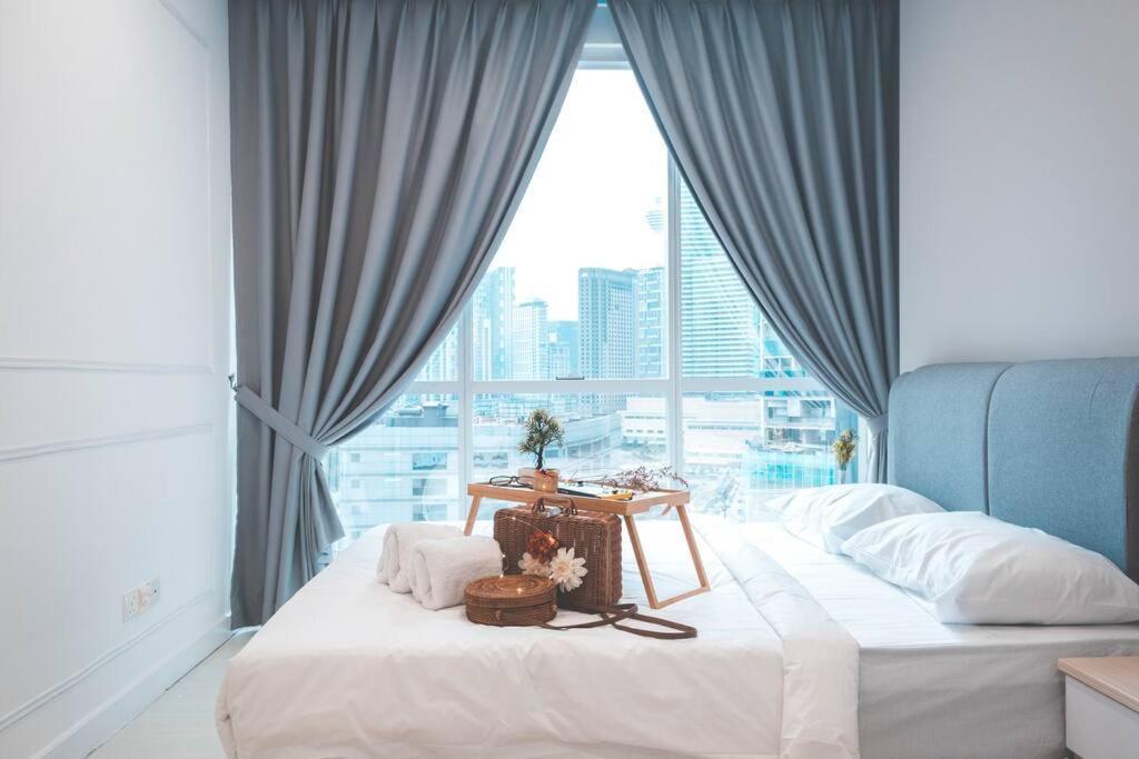 Binjai 8-new Cozy 1bedroom#7min Walk To Klcc#4pax Pangsapuri