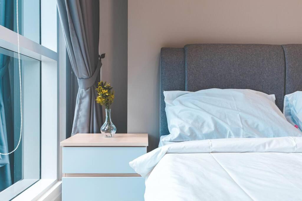 Binjai 8-new Cozy 1bedroom#7min Walk To Klcc#4pax * Kuala Lumpur