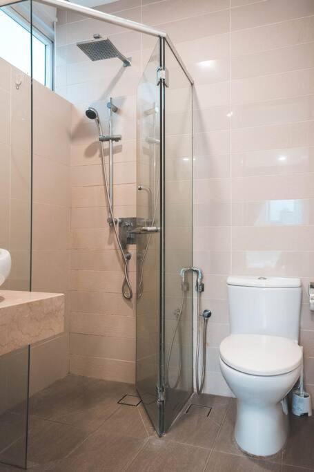 Binjai 8-new Cozy 1bedroom#7min Walk To Klcc#4pax Pangsapuri Kuala Lumpur