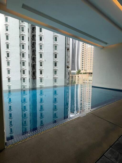 Binjai 8-new Cozy 1bedroom#7min Walk To Klcc#4pax Apartment